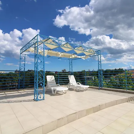 Nautilius Club - Menada Apartment Sunny Beach